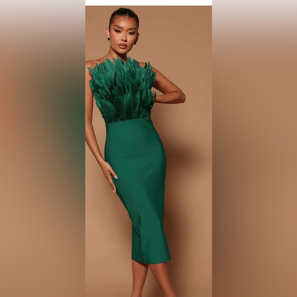 Marianna midi length bandage dress with feathers, green